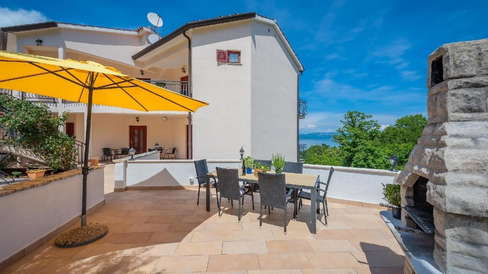 Apartment Ferienwohnung Fuer 3 Personen Ca 34 Qm In Drenje, Istrien Bucht Von Rasa Labin  Croatia